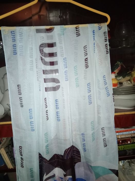 Шарф 100 процентов шелк 1.60*0.80 Италия Miu miu