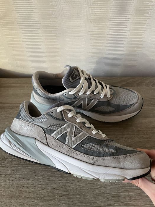 New Balance 990 v6