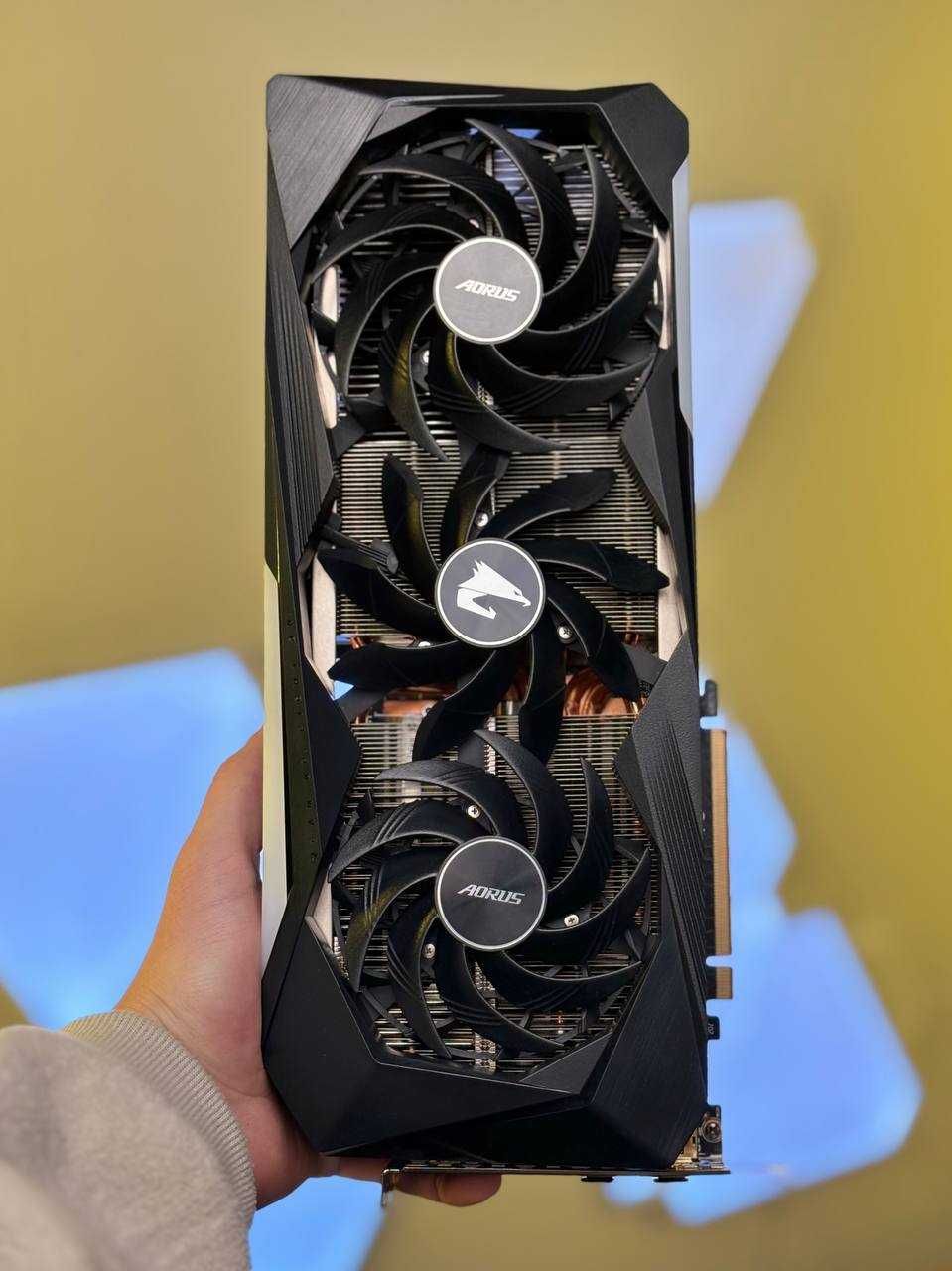 Відеокарта Gigabyte Aorus Master RX6800XT 16GB GDDR6 256bit KLAVAcomp