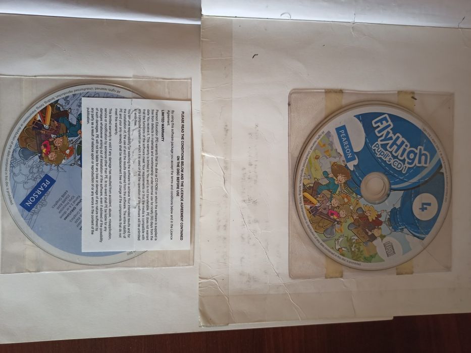 FlyHigh 4 - підручник та 2 зошити