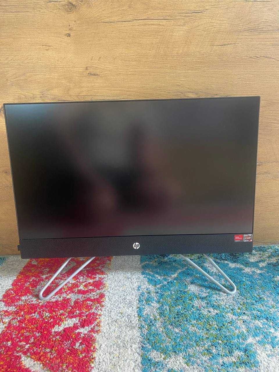 Komputer All-in-One HP 24 AiO Ryzen 3-5300U/16GB/512/Win11 Black