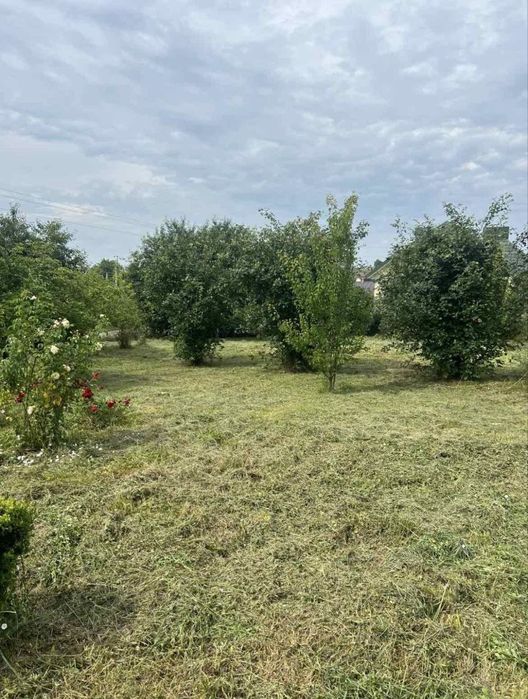 Продам будинок неподалік міста