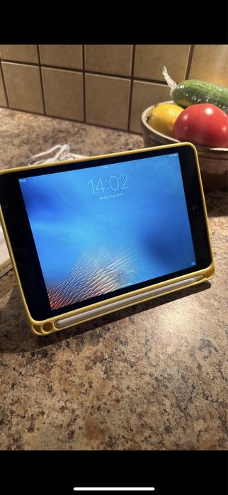 Tablet iPad Apple Retina + NOWY RYSIK - cały zestaw