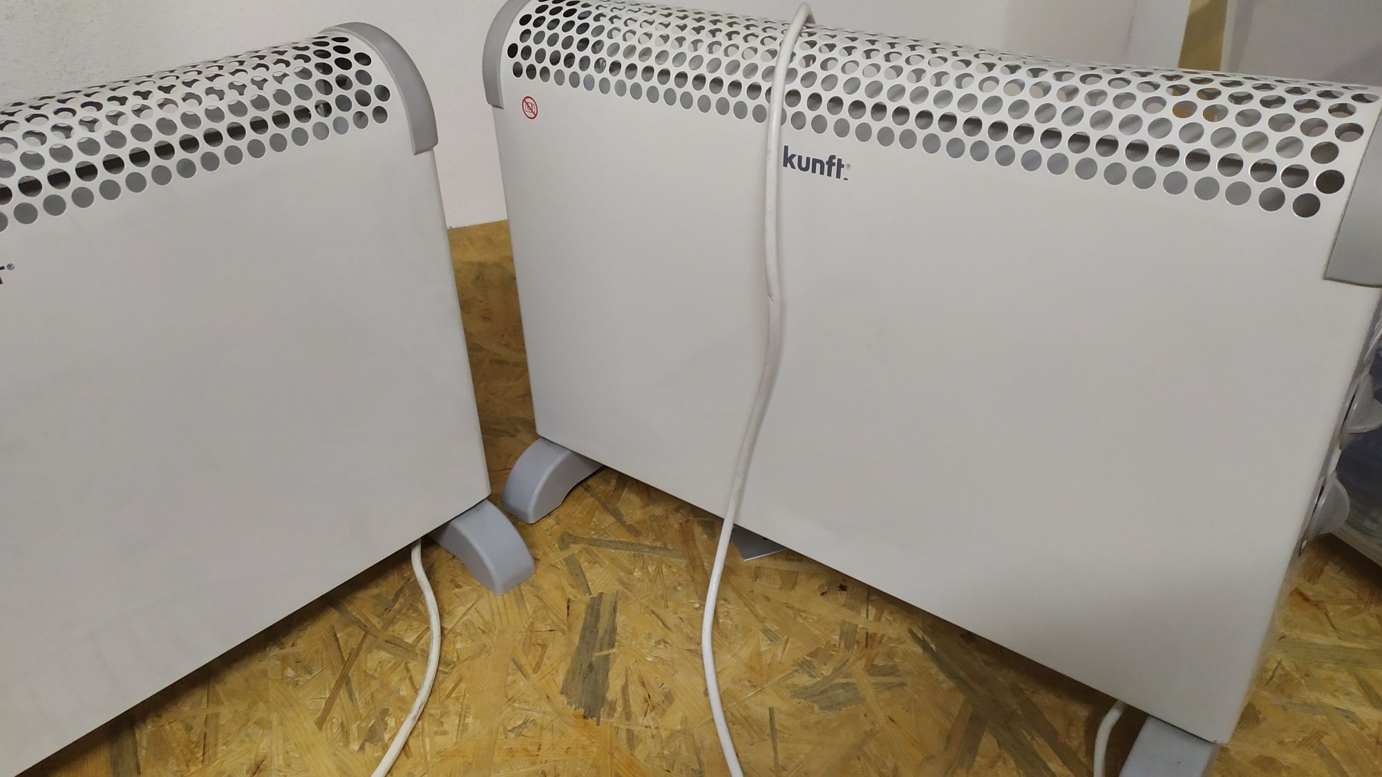 Aquecedor Convector KUNFT KCH3606