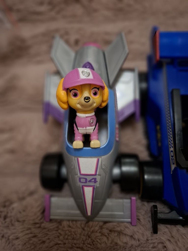 Motopieski Skye Marshall Rubble chase psi patrol pojazd wyścigowy