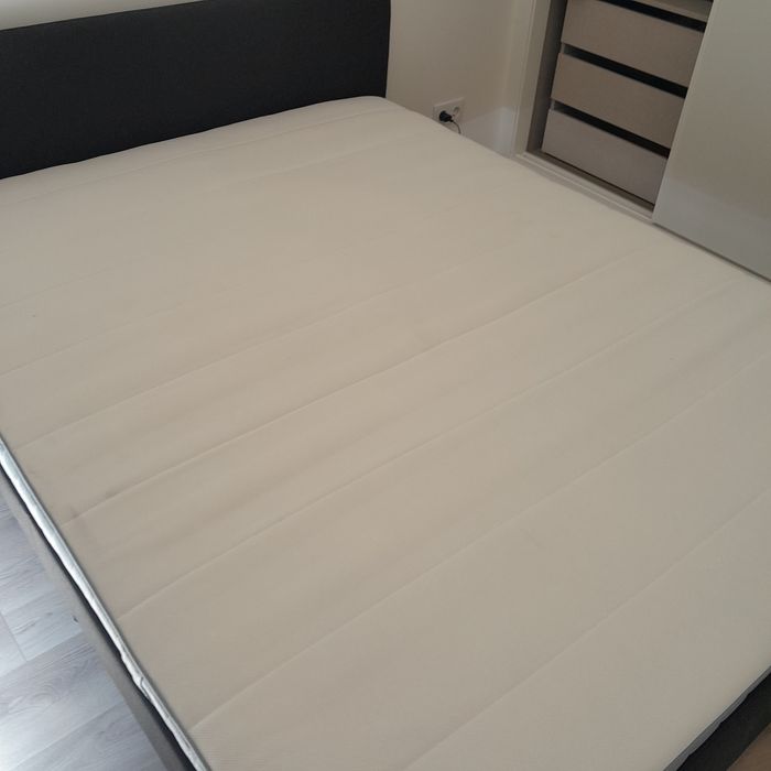 Colchão IKEA - 160 x 200 cm