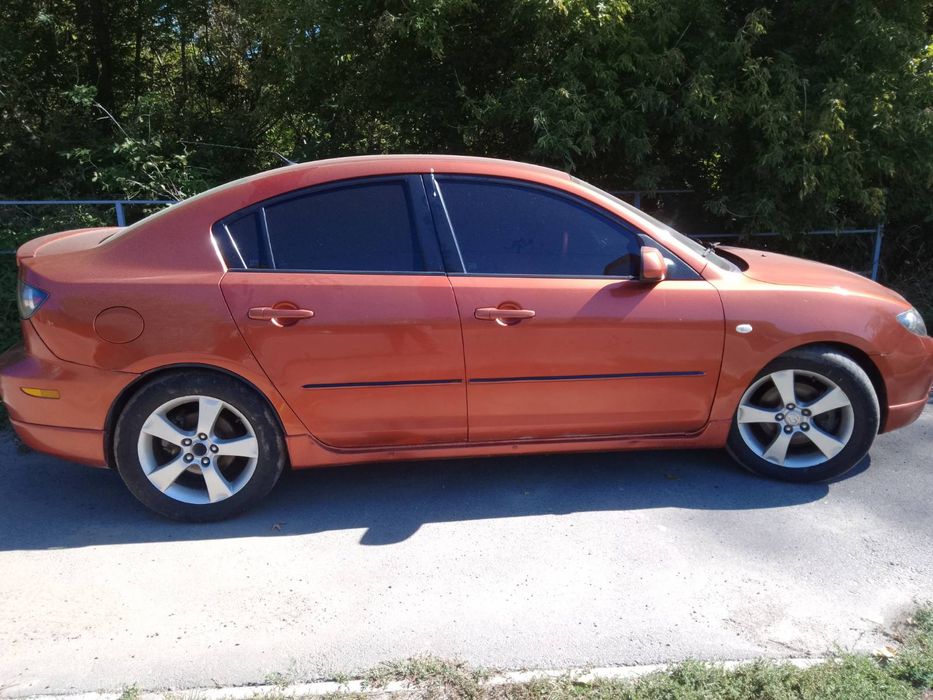 Продам авто мазда 3