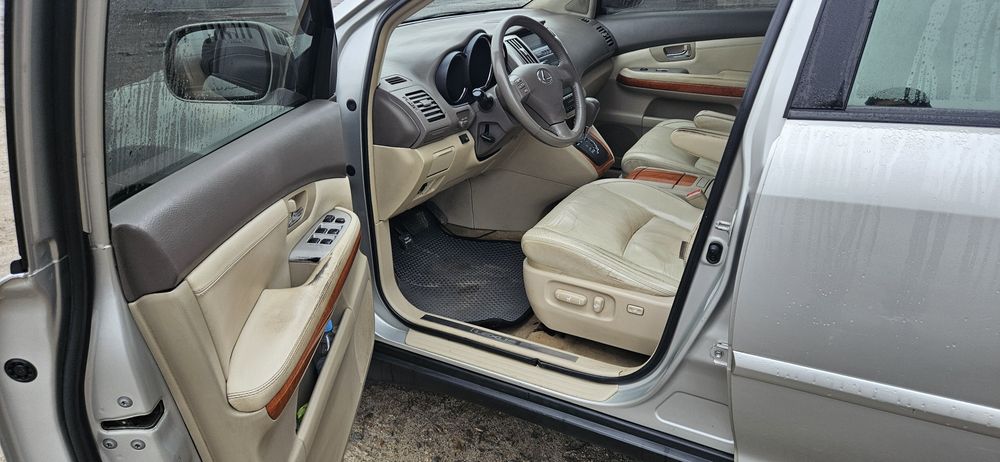 Продам Лексус рх350