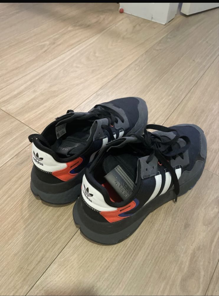 Sapatilhas adidas nite jogger