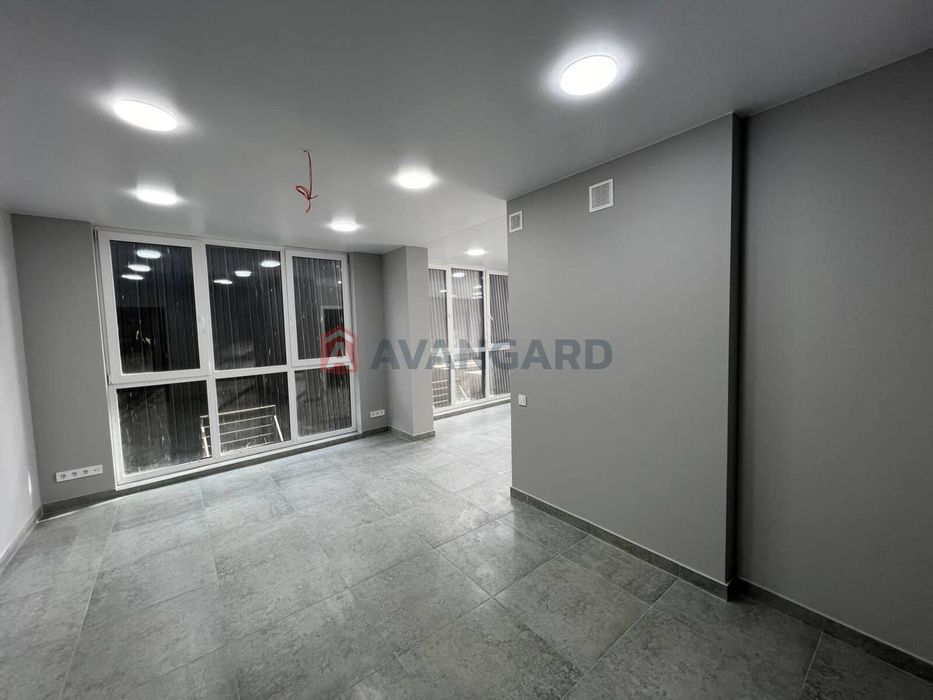 Продаж приміщення | Фасад | ЖК 'Метро Парк'| вул. Кам'янська 127А