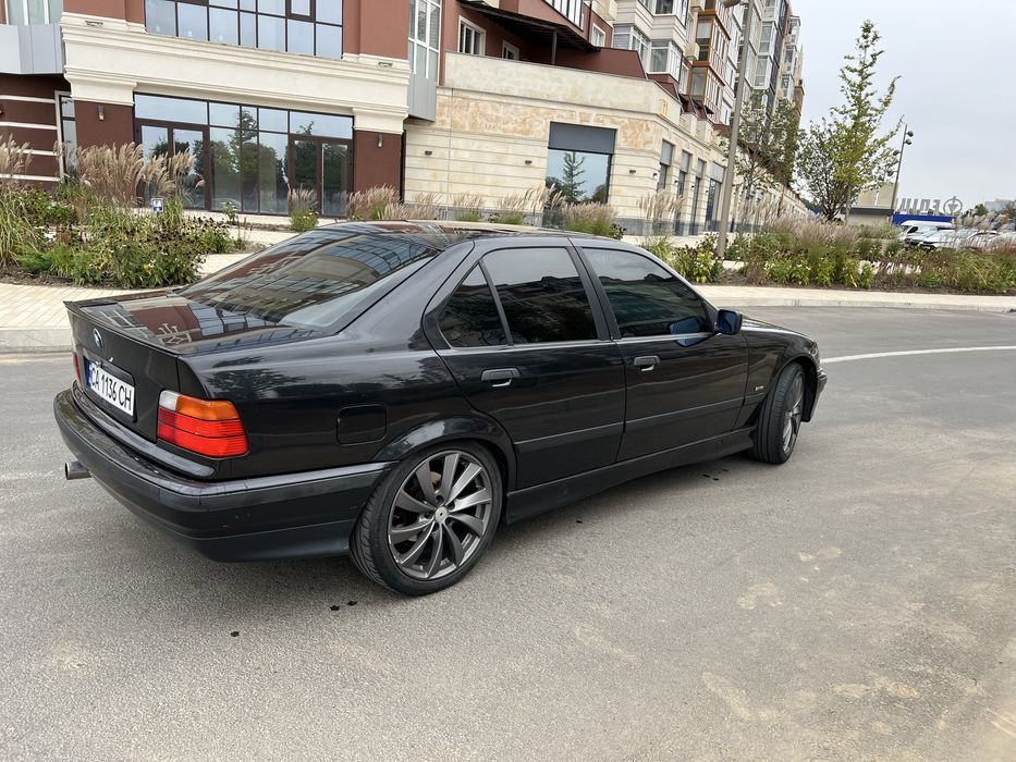 Продам BMW e36 Кожа Клімат робочий!
