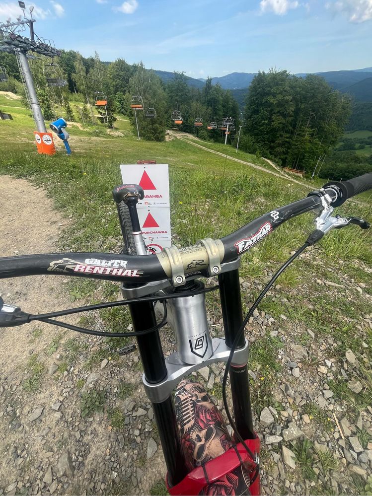 Commencal supreme v4