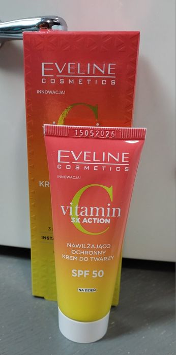 Eveline vitamin 3x spf 50