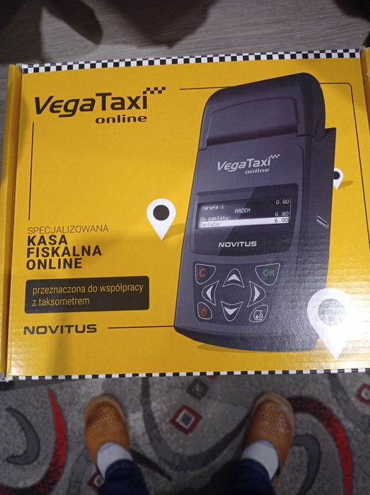 Szyba do drzwi ( tył) i inne części TOYOTA AVENSIS KOMBI