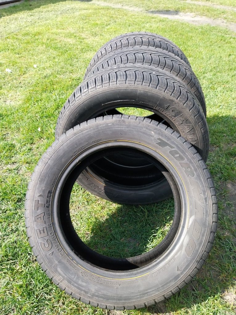 Opony letnie 205/60 R16