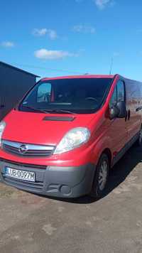 Opel  Vivaro 2,5  146 km.  Renulat Trafik Od Własciciela