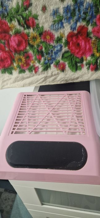 Pochłaniacz pyłu do paznokci 80 w