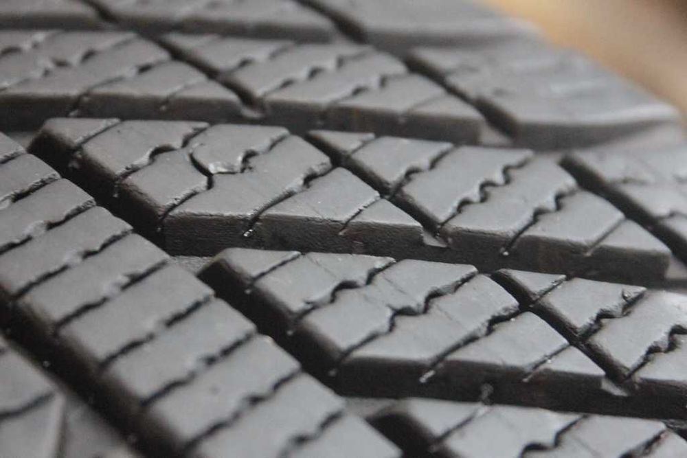205/50/17 Goodyear Vector 4Seasons 205/50 R17