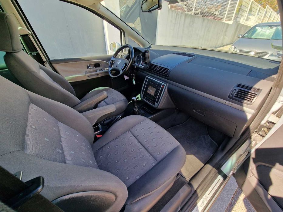 VW Sharan 2.0 TDi