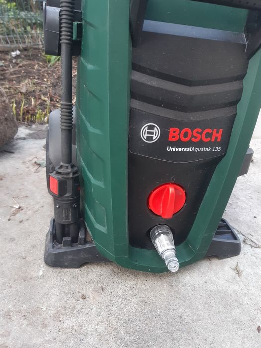 Мойка высокого давления Bosch UniversalAquatak 135
