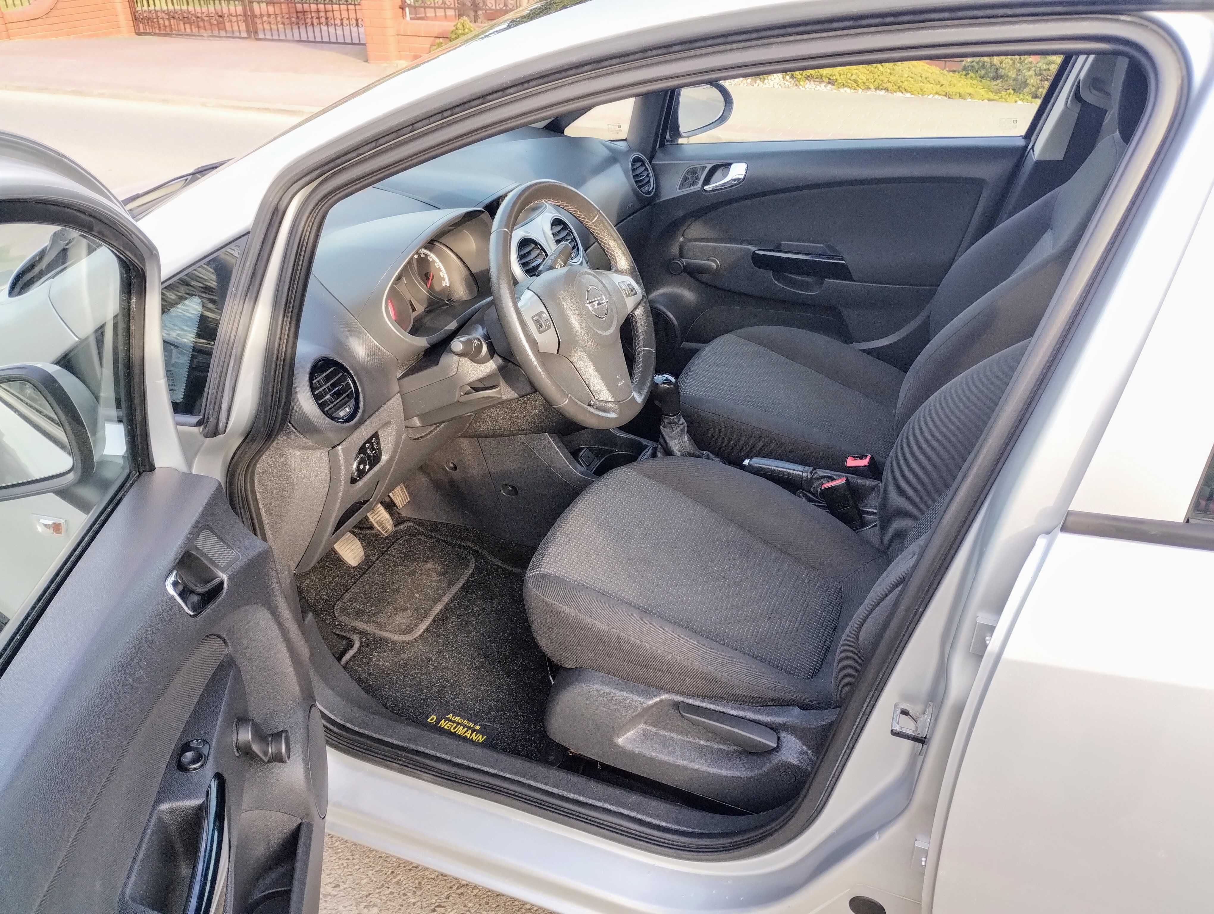 Opel Corsa D Lift 2013r 1.2 benzyna 70KM 170000km