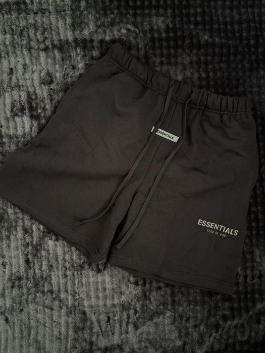 Czarne spodenki Essentials