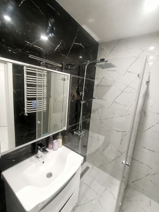 ВІЛЬНА квартира! Руська, ЦЕНТР. Новобудова подобово, погодинно!Все є!