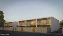 Moradia V3 Nova c/ Logradouro (139m2) em S. Félix da Marinha