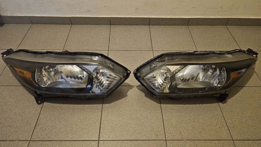 Передние Фары Honda HR-V