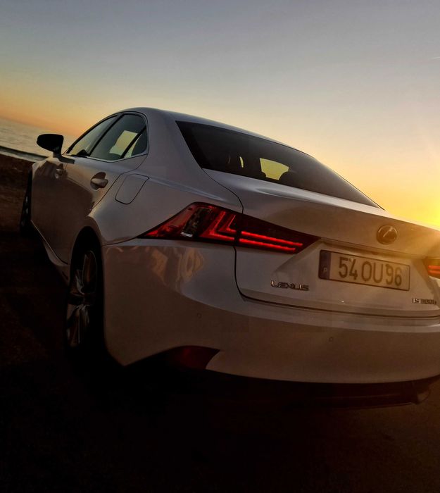 Lexus IS 300H revisoes todas na marca poucos km