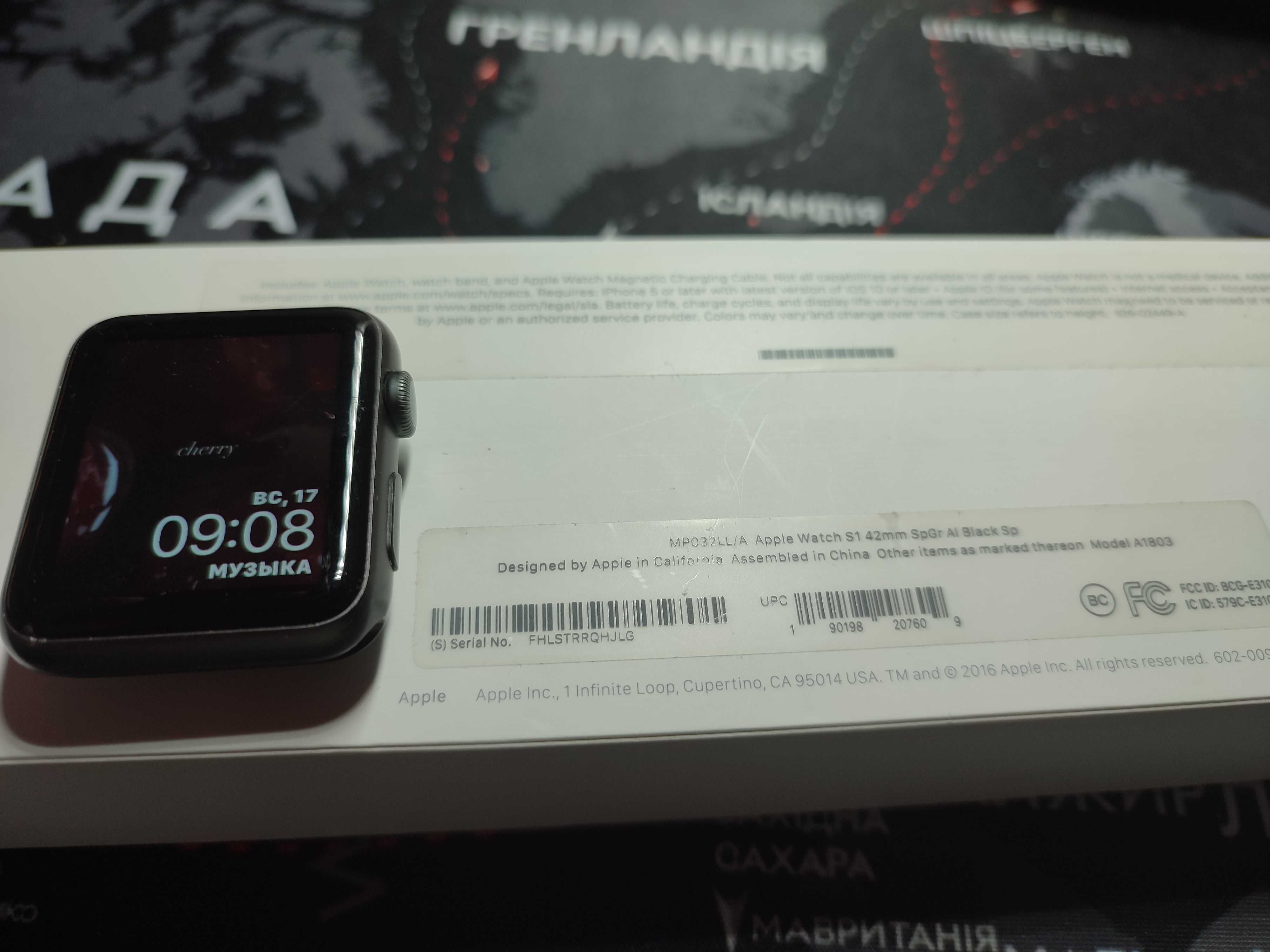 Apple Watch Series 1 42mm Space Gray Aluminum Black