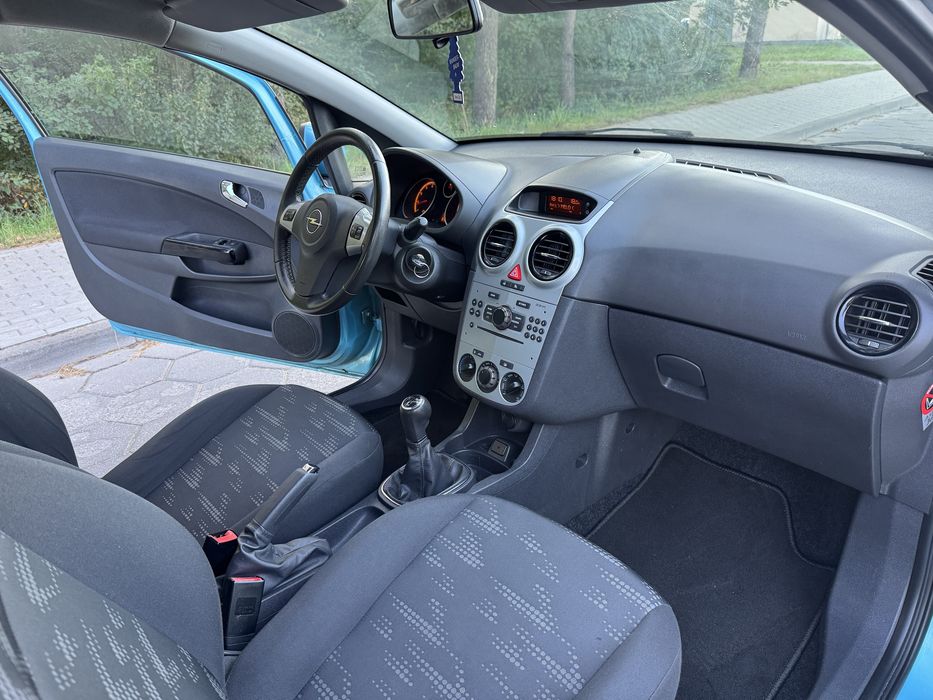 Opel Corsa D LIFT 1.4 16v Klima  Alu  Opłacony! Model 2012