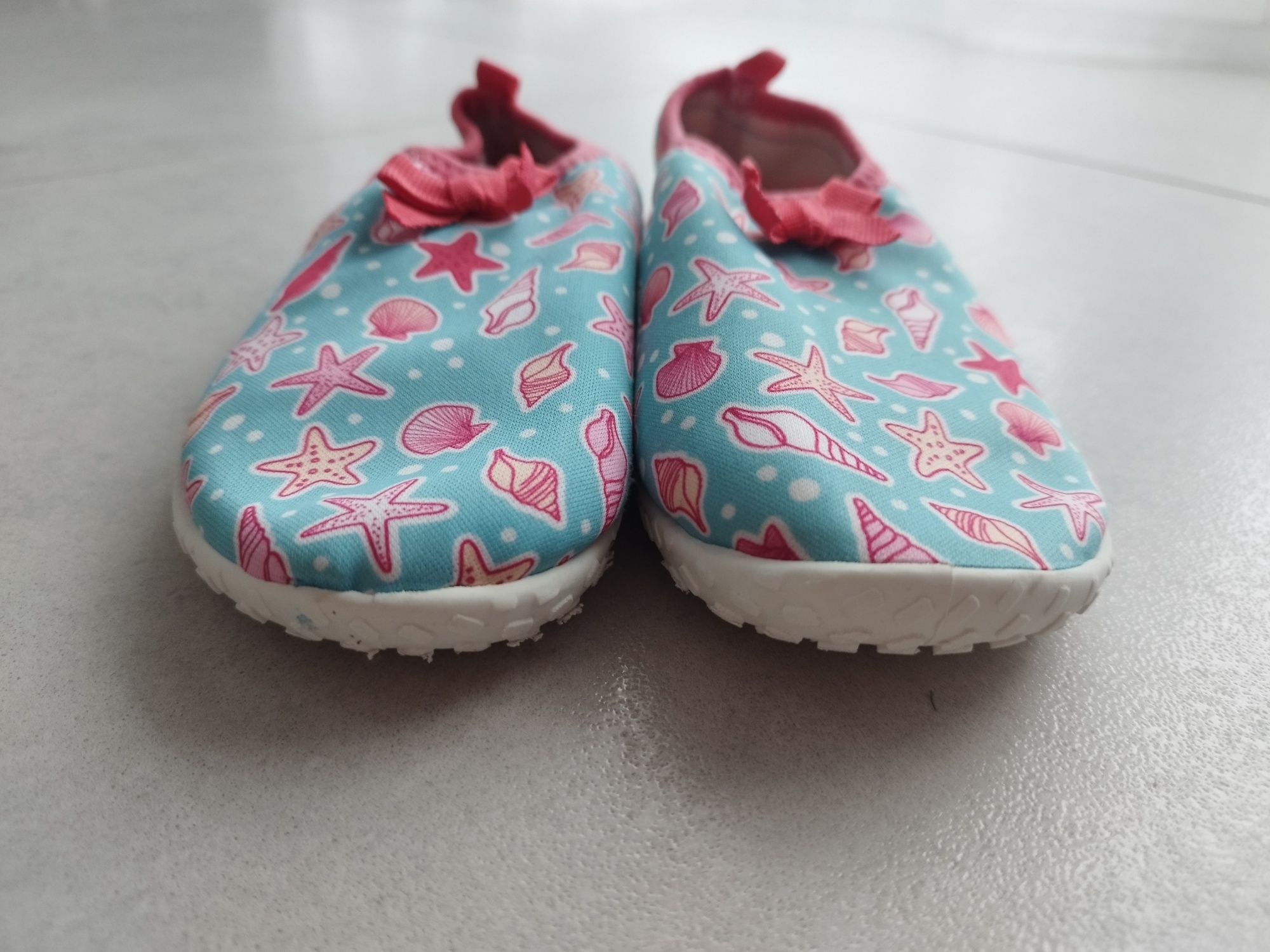 Buty do wody dla dziewczynki 32