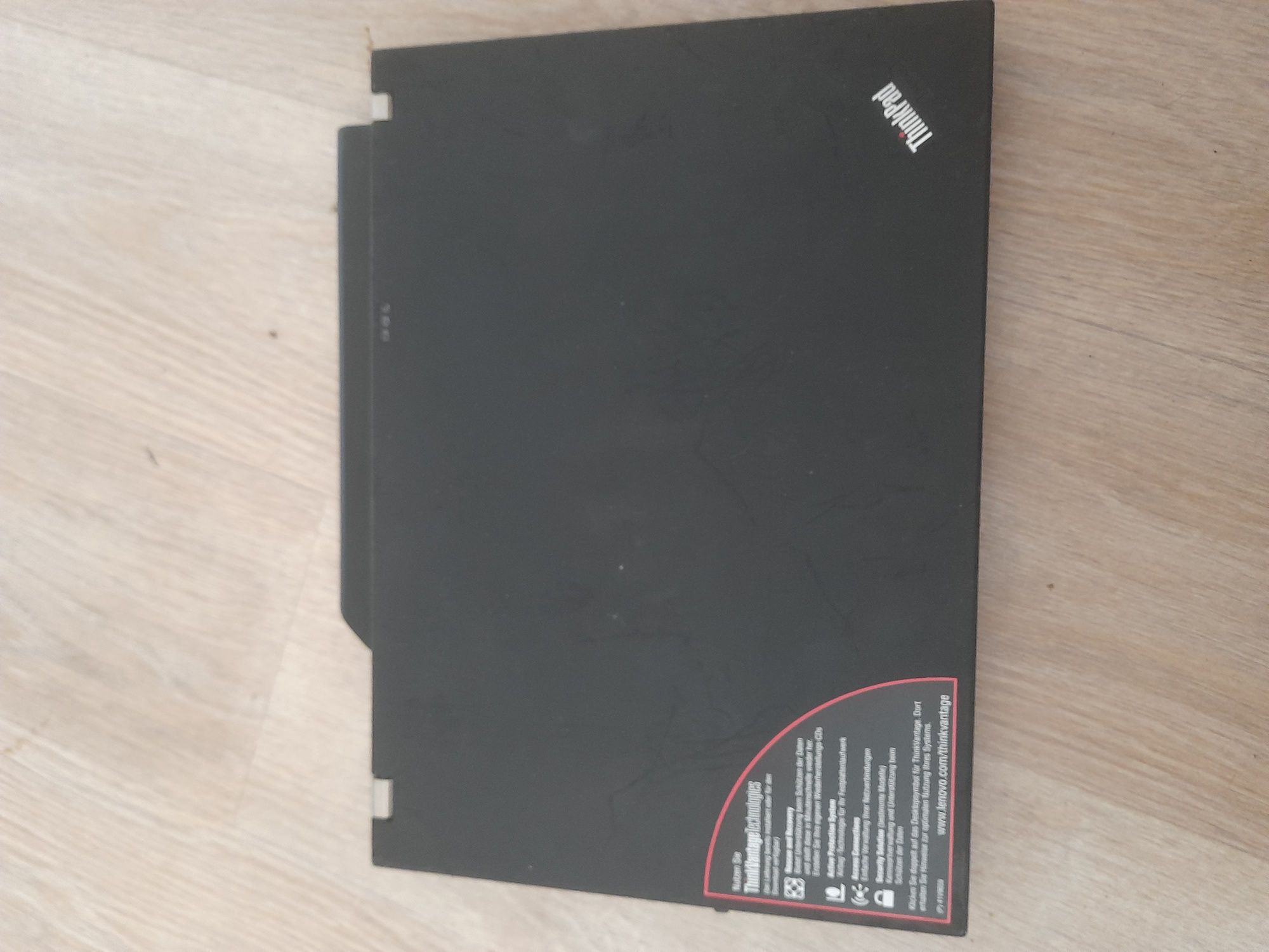 3 laptopy na części