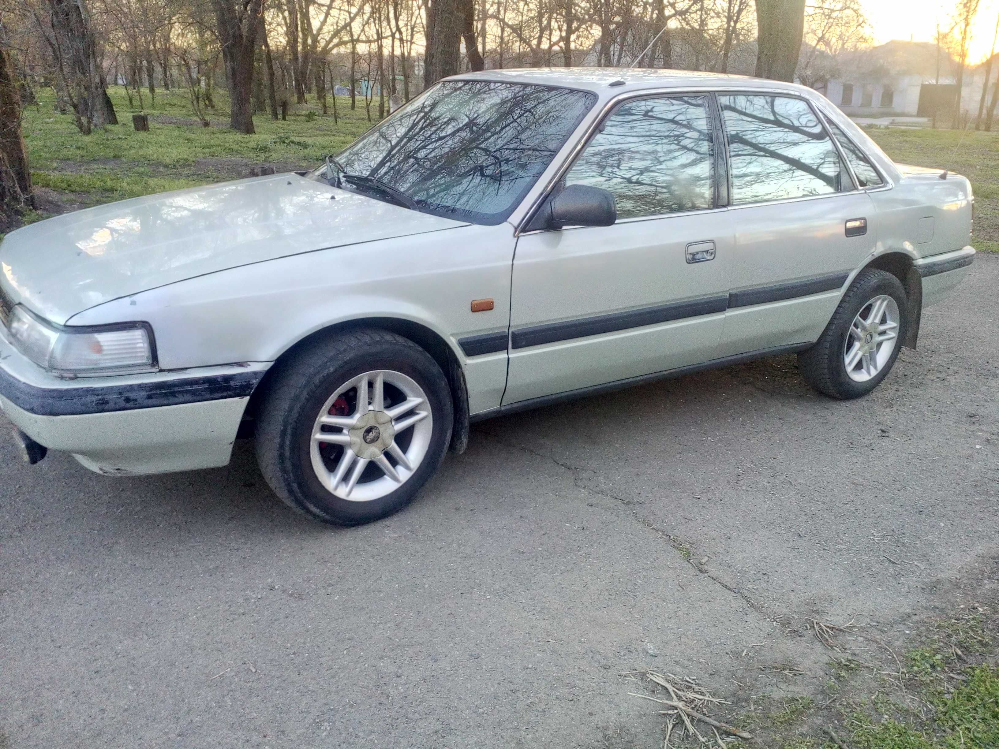 Mazda 626 GD (седан)