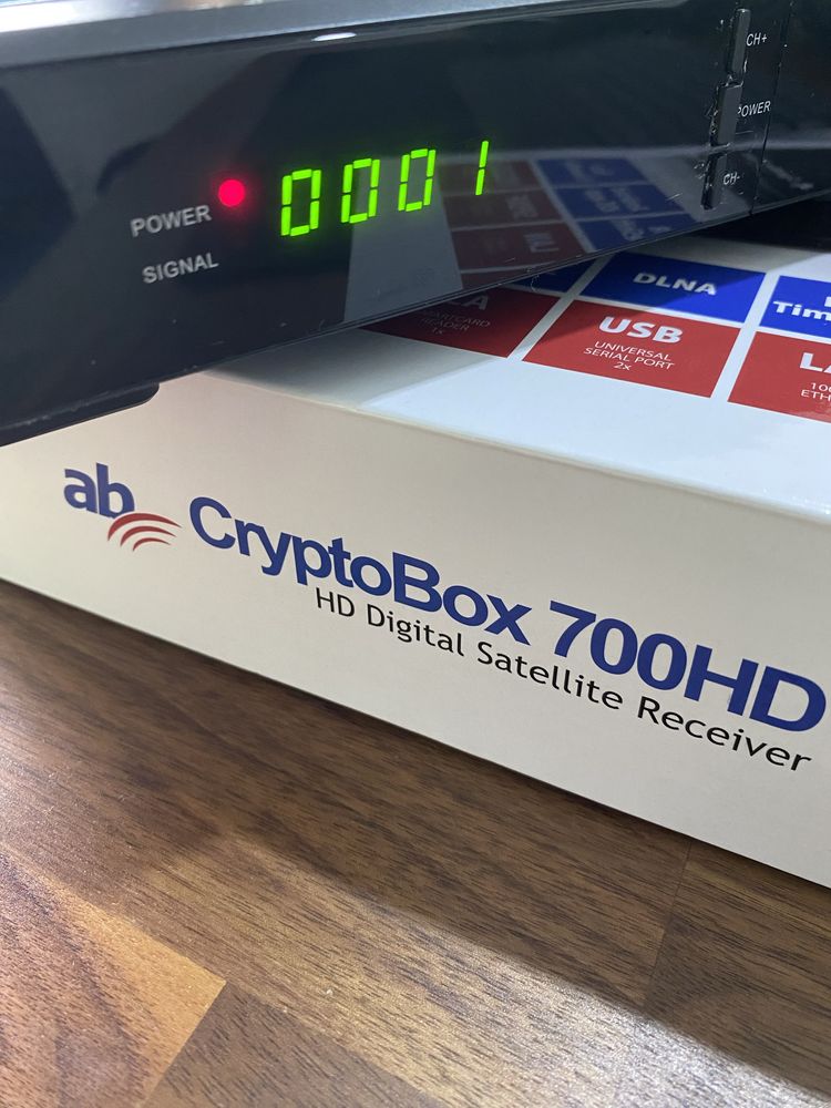 AB CryptoBox 700 HD