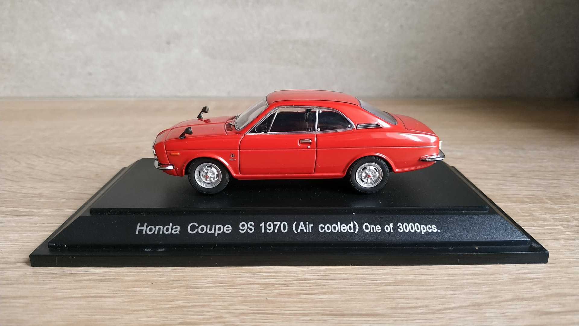 Honda Coupe 9 S 1970 (Ebbro) 1/43 1:43