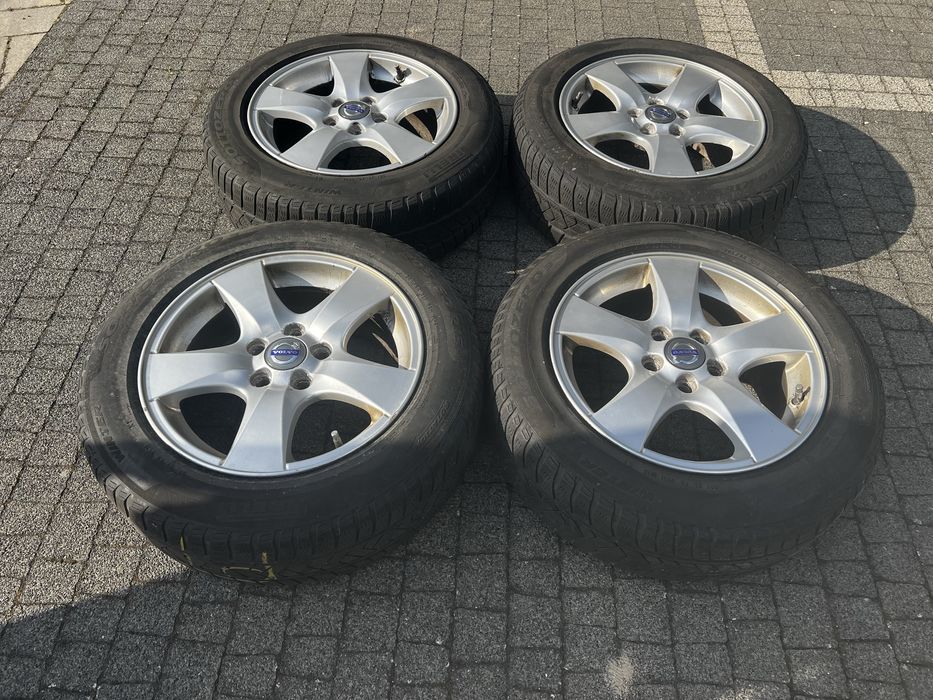 Alufelgi z oponami 205/60 r16 zimowe