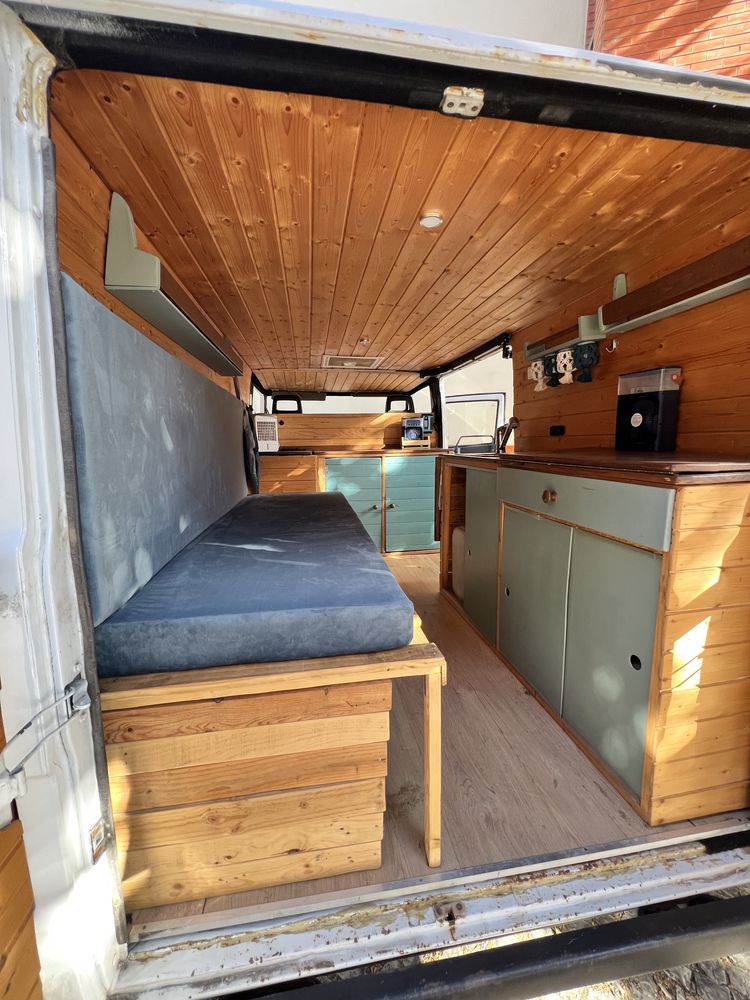 Campervan Mercedes 100D