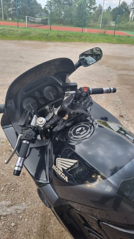 Honda CBR 1000F DUAL