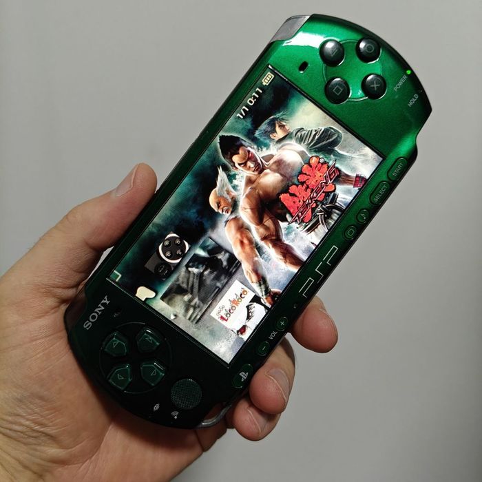 Sony PSP3000 Metallic Green
