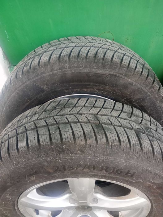 Opony 215/70 16 z felgami Hyundai ix35