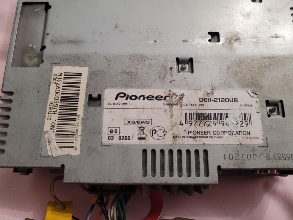 Radio Pionner ..