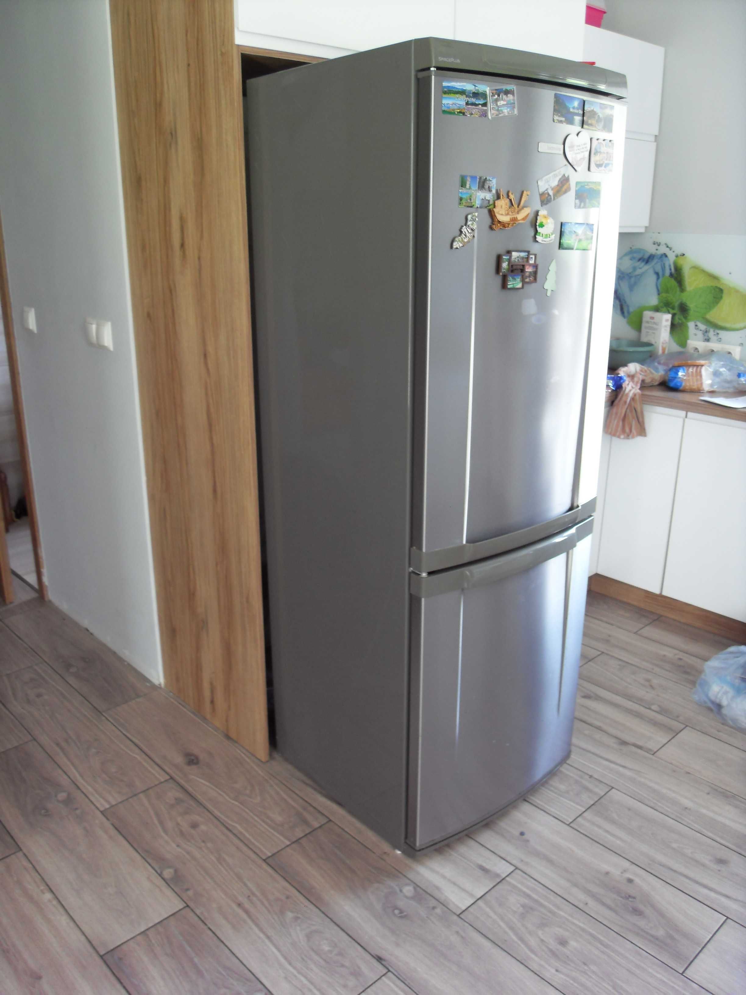 Lodówka ELEKTROLUX 175cm wysoka.