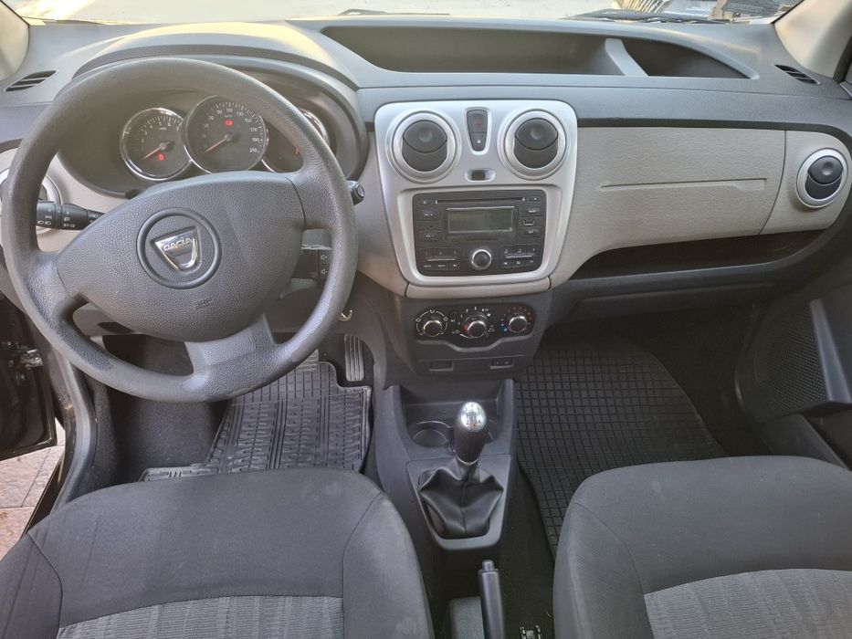 Dacia Dokker 1.5 - 90 KM z hakiem