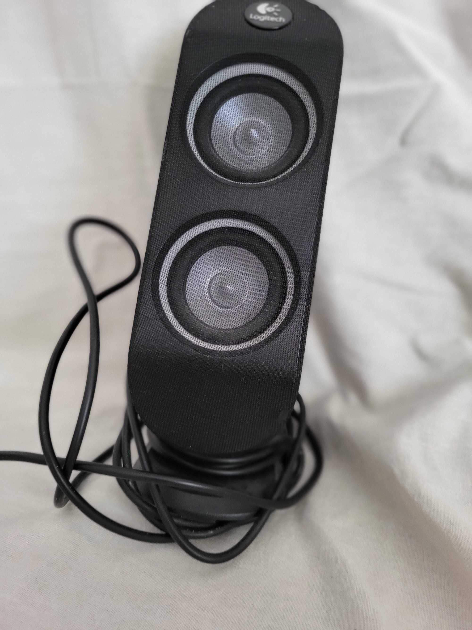 Subwoofer Logitech z głośnikami