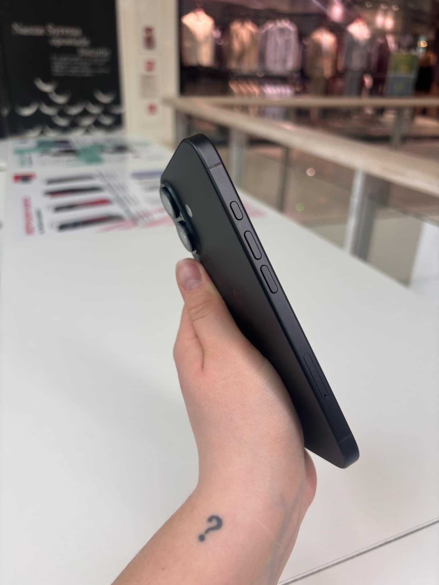 iPhone 16 128 GB Black | Raty 0% | gwarancja 24 msc.