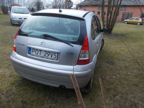 Citroen C3 Na części Silnik 1,4 HDI na Części SREBRNY Kolor EZRC