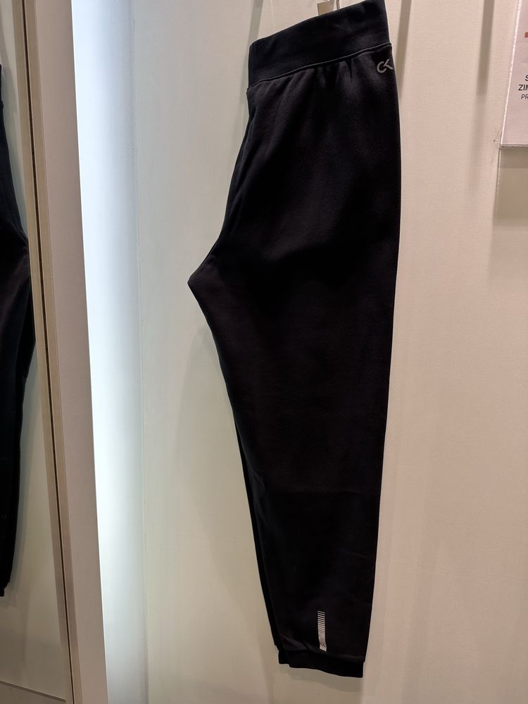 Calvin Klein performace spodnie dresowe M 38 czarne sportowe joggery