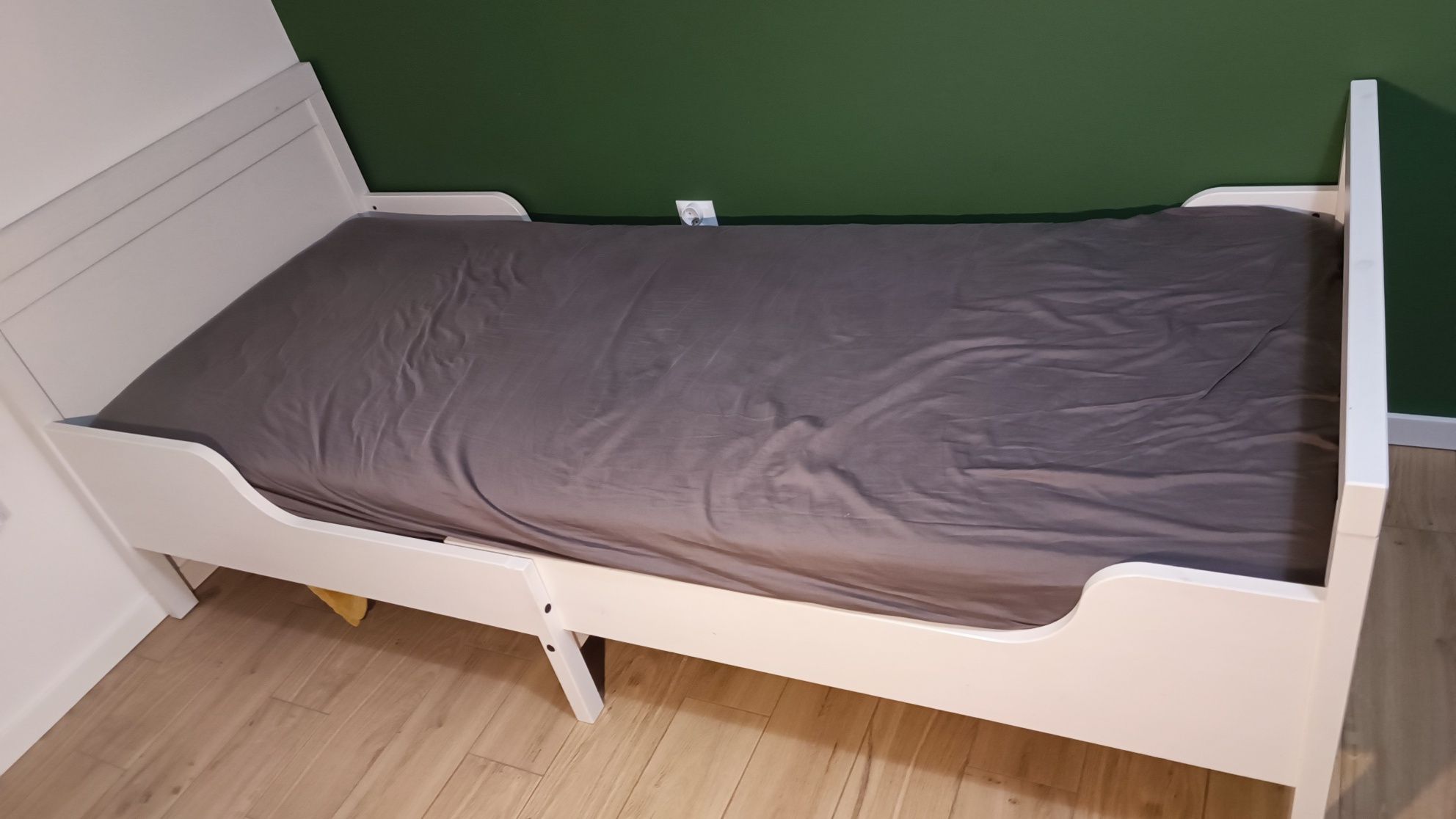 SUNDVIK rozsuwane łóżko 80x200
Rozsuwana rama łóżka i dno łóżka, biały